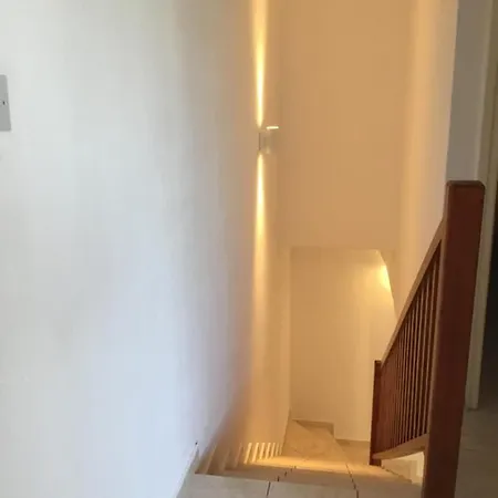 House - Image *